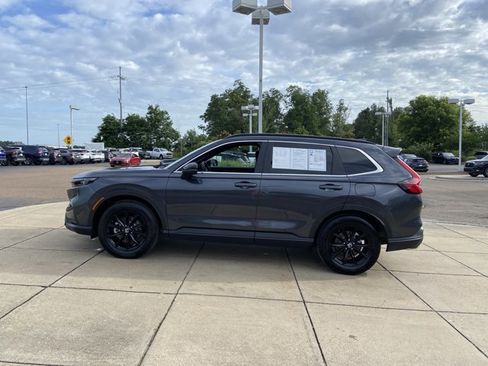 Used 2023 Honda CR-V Sport image 11