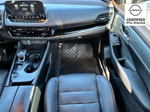 Certified 2023 Nissan Rogue SL w/ SL Premium Package image 18