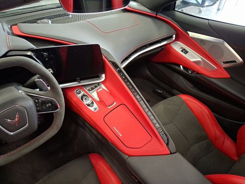 Used 2020 Chevrolet Corvette Stingray Preferred Cpe w/ 2LT Preferred Equipment Group image 15