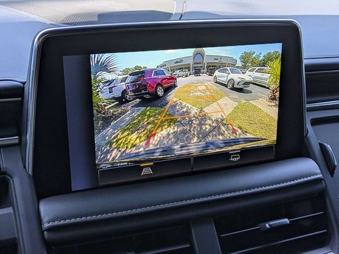 Used 2023 Chevrolet Tahoe Premier RWD image 21