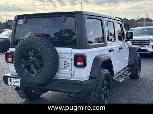 Used 2022 Jeep Wrangler Unlimited Sport image 7