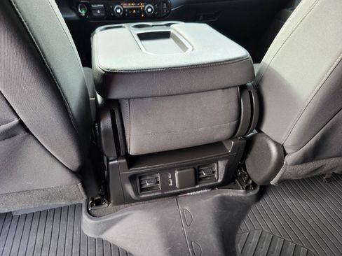 Used 2024 Chevrolet Silverado 2500 LT AWD/4WD image 14