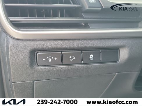 Certified 2024 Kia Telluride S FWD image 24