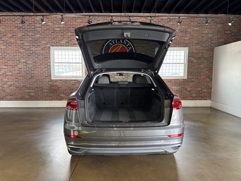 Used 2019 Audi Q8 Premium w/ Convenience Package image 37