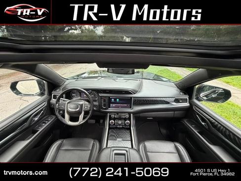 Used 2021 GMC Yukon XL Denali AWD/4WD image 12