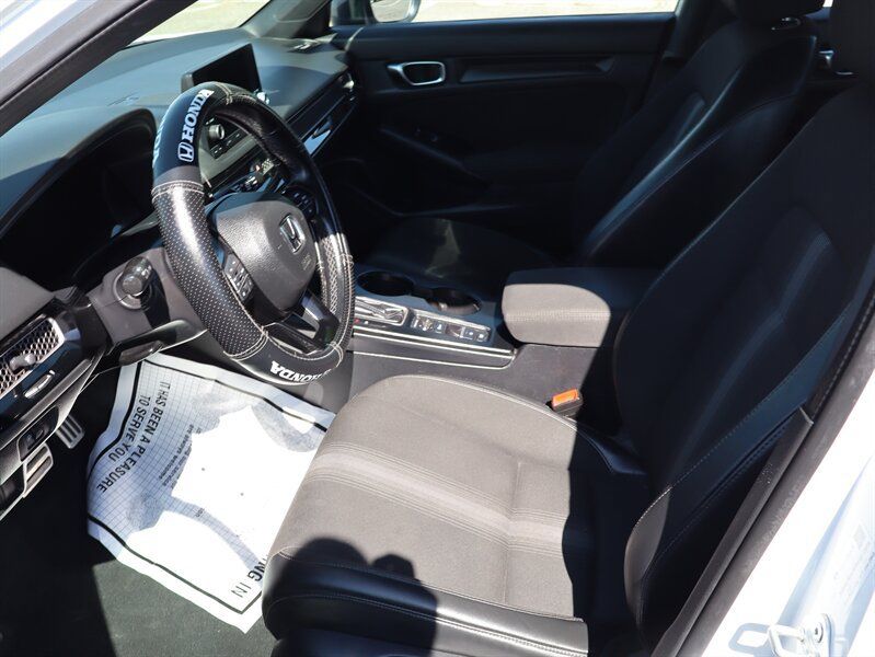 Used 2023 Honda Civic Sport image 18