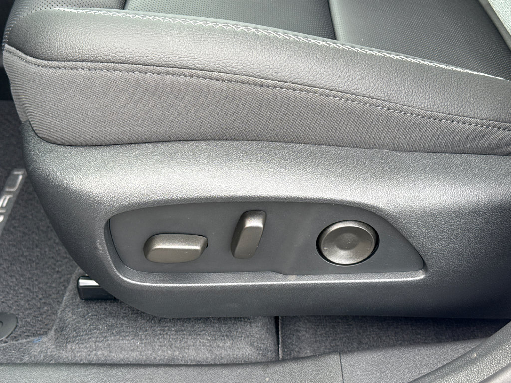 New 2027 GMC Terrain Denali AWD/4WD image 17