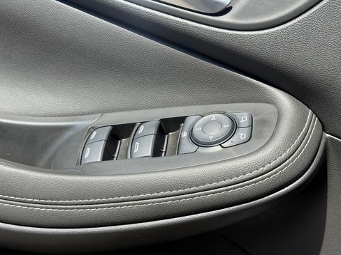 Used 2023 Buick Encore GX Select w/ Sport Touring Package FWD image 24