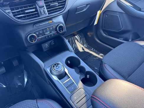New 2026 Ford Escape ST-Line w/ Cold Weather Package image 30