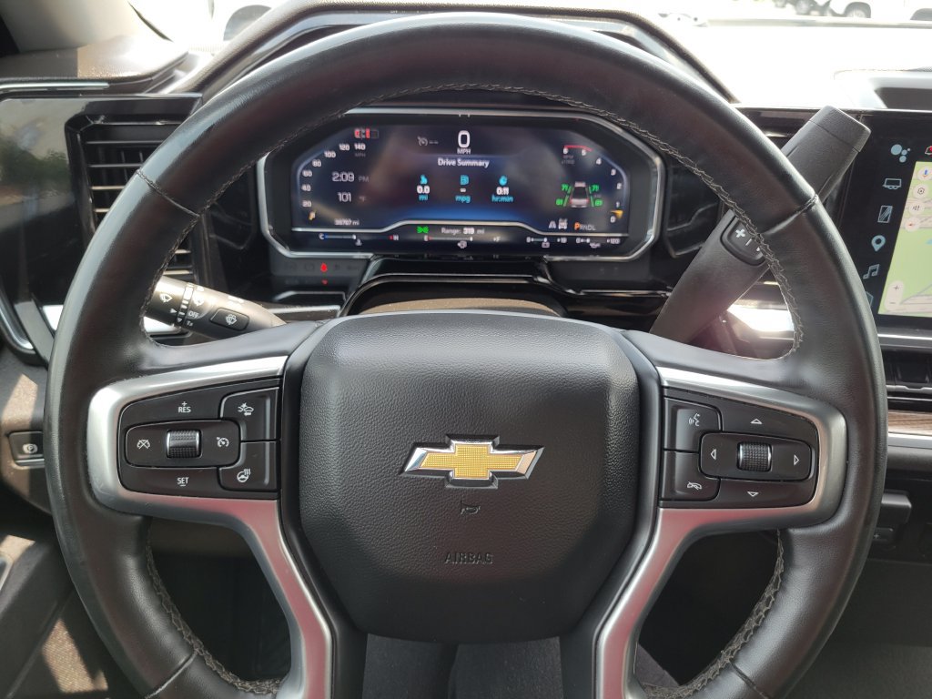 Used 2025 Chevrolet Silverado 2500 LT w/ Convenience Package AWD/4WD image 32