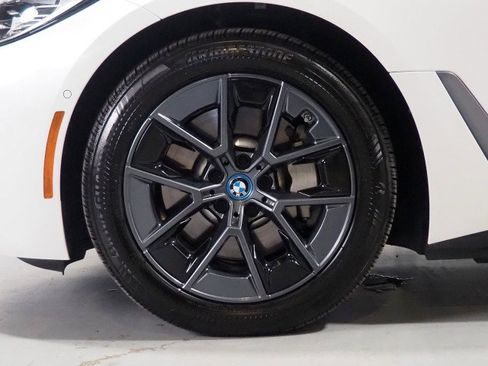 Used 2024 BMW i4 eDrive35 w/ Premium Package RWD image 56