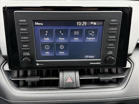 Used 2022 Toyota RAV4 XLE image 13