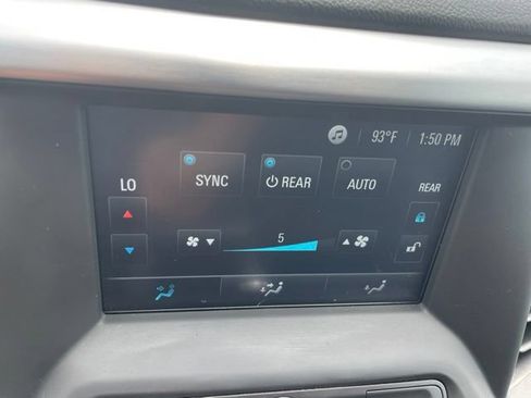 Used 2018 GMC Acadia SLE AWD/4WD image 37