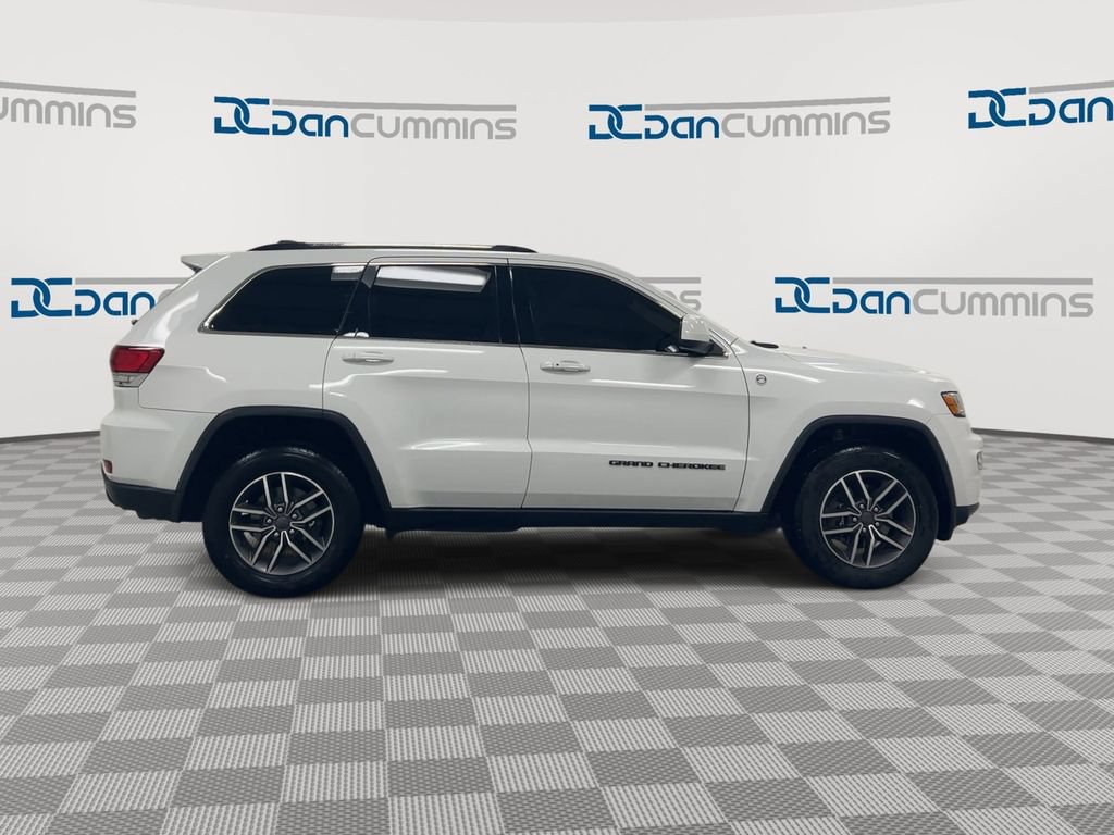 Used 2020 Jeep Grand Cherokee Laredo w/ Quick Order Package 2BN North AWD/4WD image 9