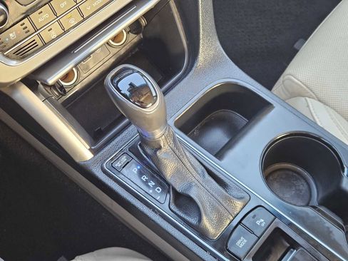 Used 2016 Hyundai Sonata Limited w/ Option Group 04 image 20