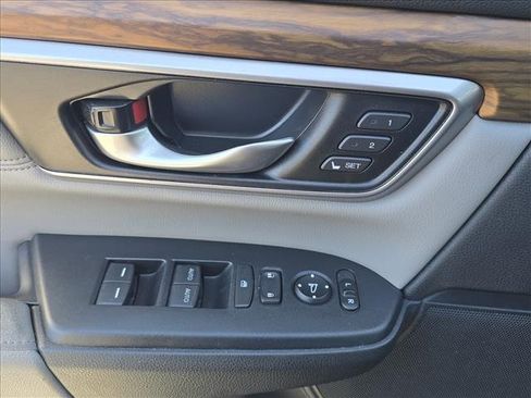 Used 2018 Honda CR-V EX-L image 17