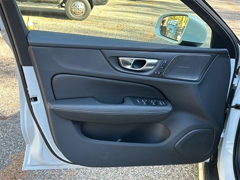 New 2026 Volvo V60 B5 Cross Country Ultra w/ Protection Package Premier image 7