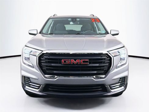 Used 2023 GMC Terrain SLE w/ Driver Convenience Package AWD/4WD image 6