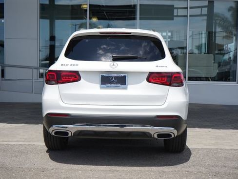 Used 2021 Mercedes-Benz GLC 300 4MATIC image 7