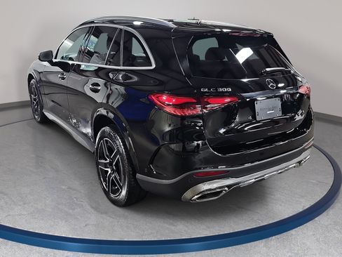 Used 2026 Mercedes-Benz GLC 300 image 8