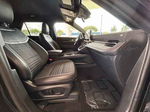 Used 2026 Ford Explorer ST-Line w/ ST-Line Street Pack RWD image 24