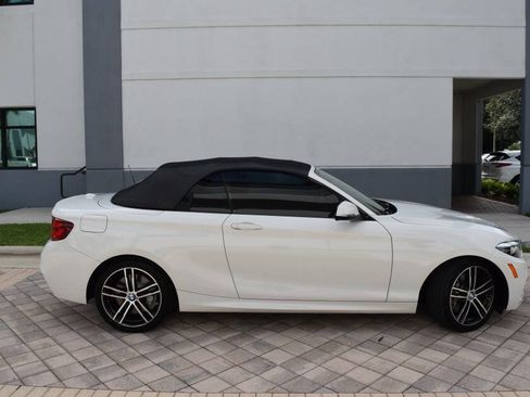 Used 2021 BMW 230i xDrive Convertible AWD/4WD image 8