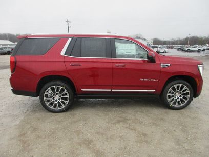 New 2026 GMC Yukon Denali w/ Sun & Power Step Package