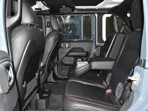 Used 2024 Jeep Wrangler Unlimited Rubicon image 30