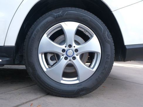 Used 2017 Mercedes-Benz GLS 450 4MATIC w/ Premium Package image 45