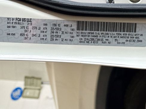 Used 2018 Jeep Compass Altitude w/ Popular Equipment Group image 28