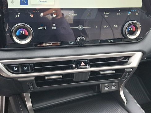 Used 2024 Lexus RX 500h F Sport AWD/4WD image 17