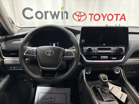 New 2026 Toyota Grand Highlander AWD image 24