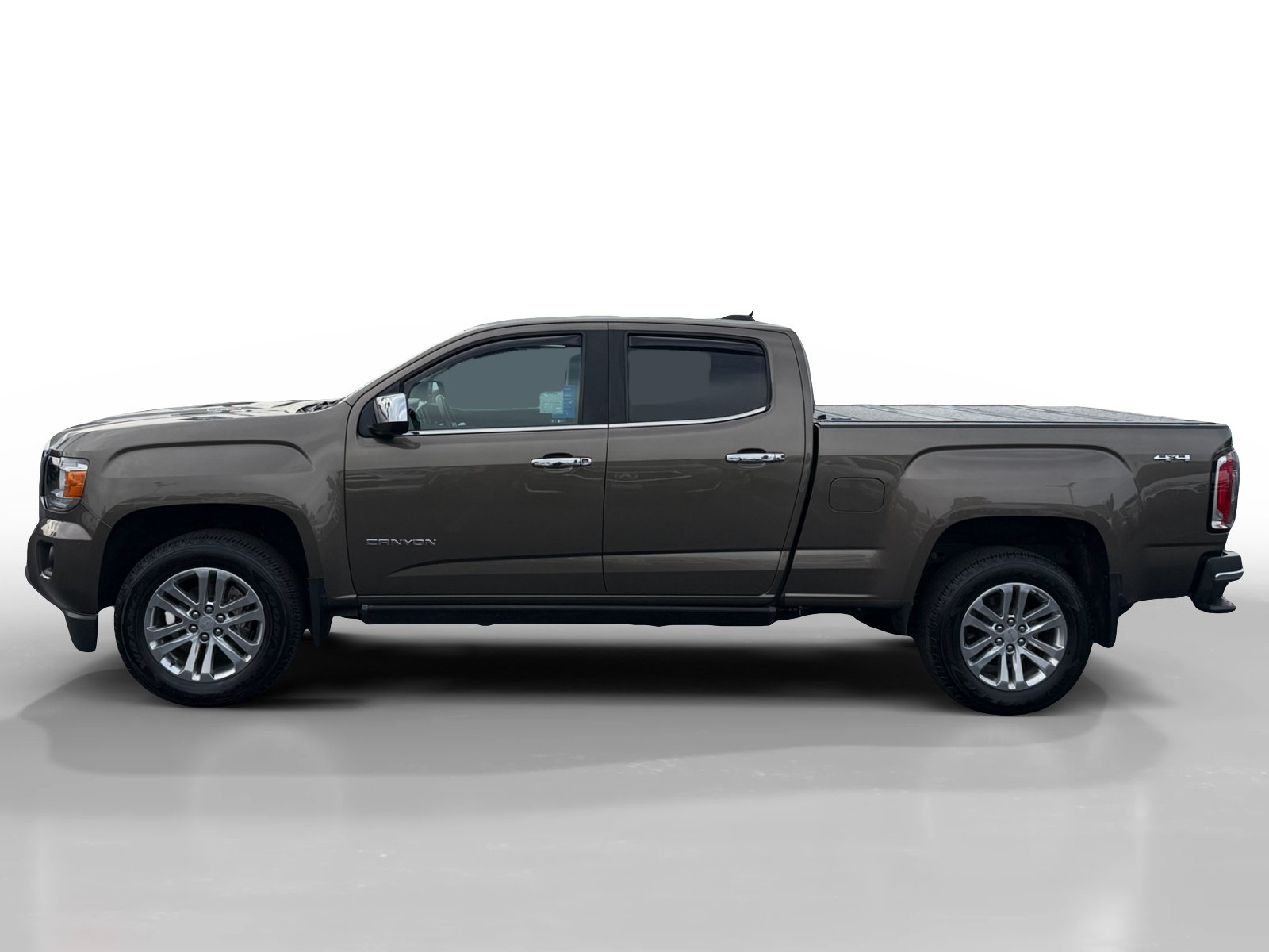 Used 2017 GMC Canyon SLT w/ Driver Alert Package AWD/4WD image 2