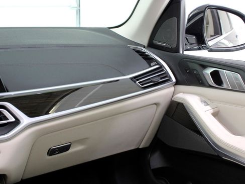 Used 2019 BMW X7 xDrive40i w/ Premium Package image 64