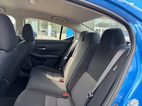Used 2023 Nissan Sentra SV FWD image 6
