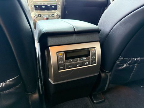 Used 2018 Lexus GX 460 Premium image 17