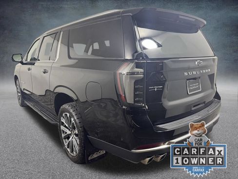 Used 2026 Chevrolet Suburban High Country w/ Sun And Tow Package AWD/4WD image 4