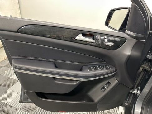 Used 2018 Mercedes-Benz GLS 550 4MATIC image 15