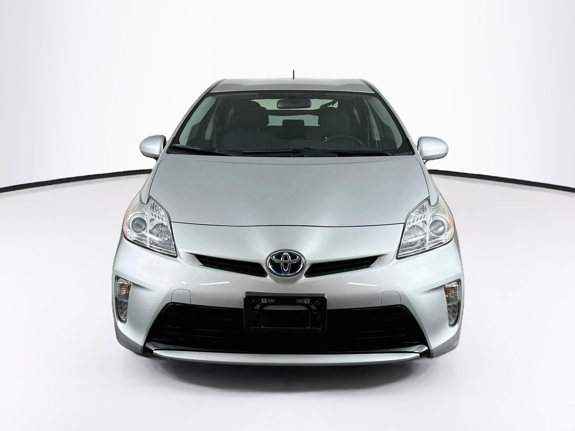 Used 2014 Toyota Prius Three FWD image 2
