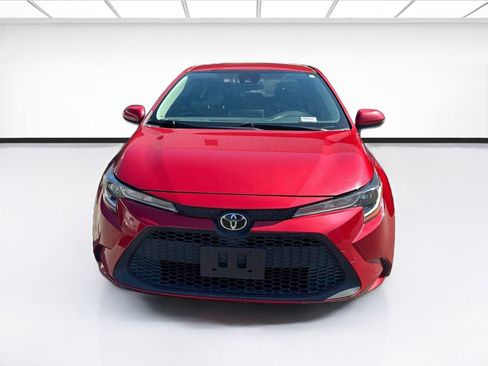 Used 2021 Toyota Corolla LE w/ Carpet Mat Package (TMS) FWD image 2