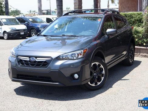 Used 2023 Subaru Crosstrek 2.0i Premium image 4