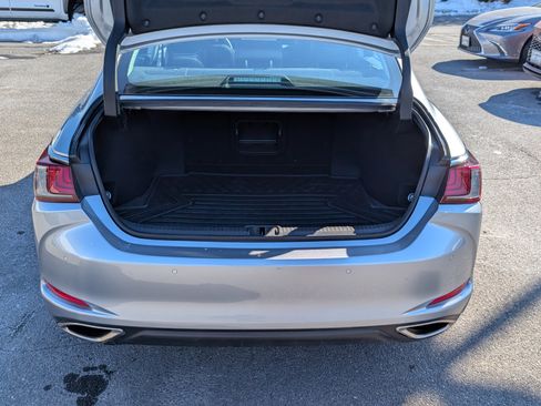 Certified 2023 Lexus ES 350 w/ Premium Package image 13