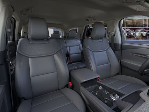 New 2026 Ford Explorer Active w/ Active Comfort Package AWD/4WD image 11
