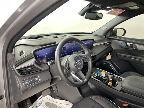 New 2025 Buick Enclave Preferred w/ Power Package image 10