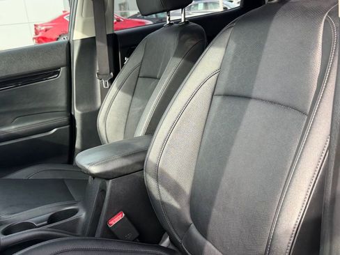 Used 2024 Kia Seltos EX image 10