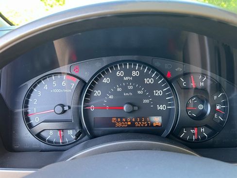 Used 2004 Nissan Titan SE AWD/4WD image 40
