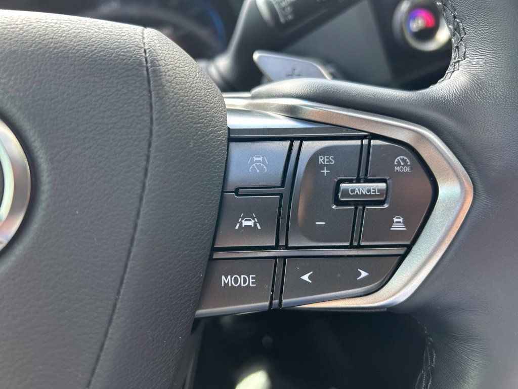 Used 2025 Lexus GX 550 AWD/4WD image 18