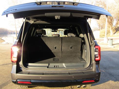 Certified 2023 Ford Expedition Limited image 15