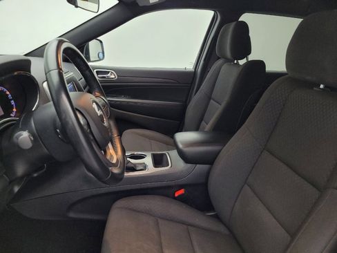 Used 2021 Jeep Grand Cherokee Laredo image 17