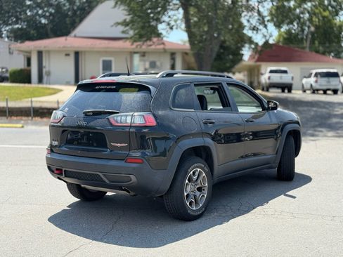 Used 2021 Jeep Cherokee Trailhawk AWD/4WD image 7
